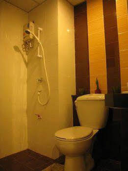 Centana Apartment Bangkok Ngoại thất bức ảnh