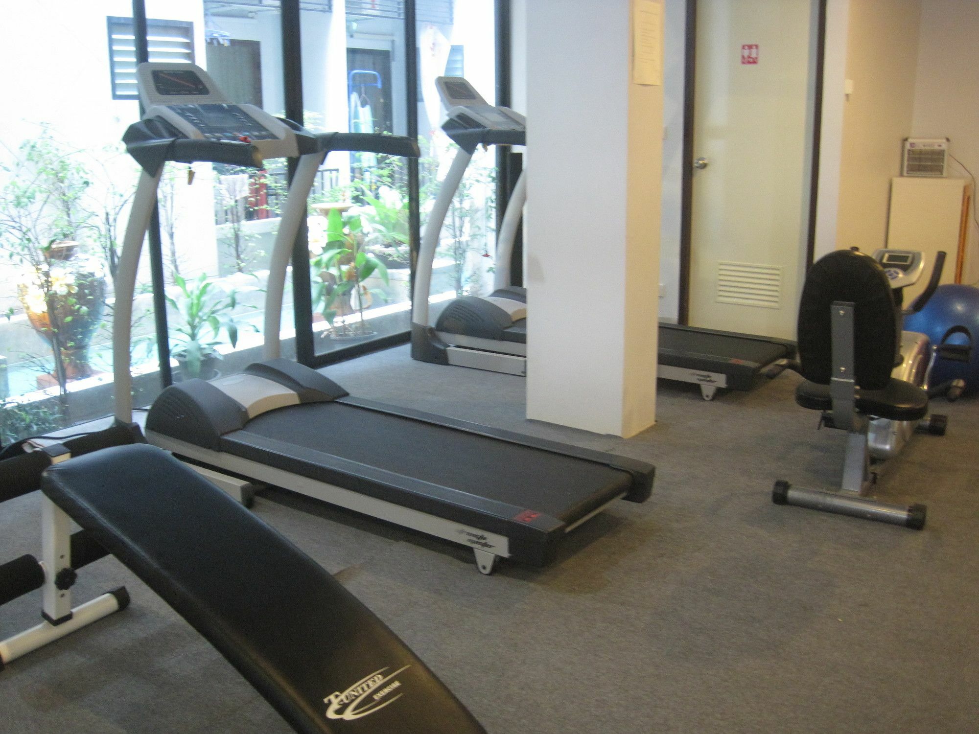 Centana Apartment Bangkok Ngoại thất bức ảnh
